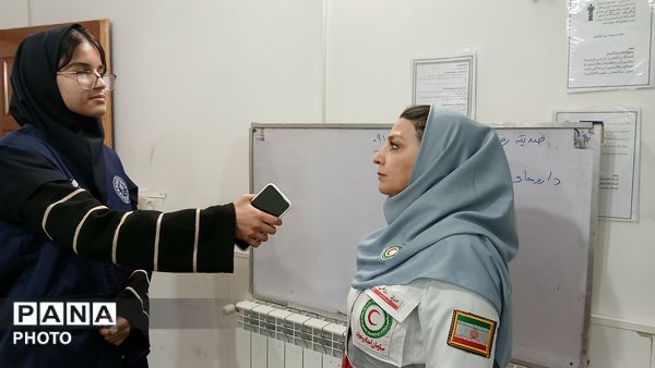 اجرای طرح "دادرس" در دبیرستان دخترانه عطیه