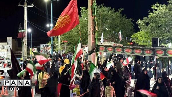 حضور حماسی مردم مهریز پای کار انقلاب اسلامی