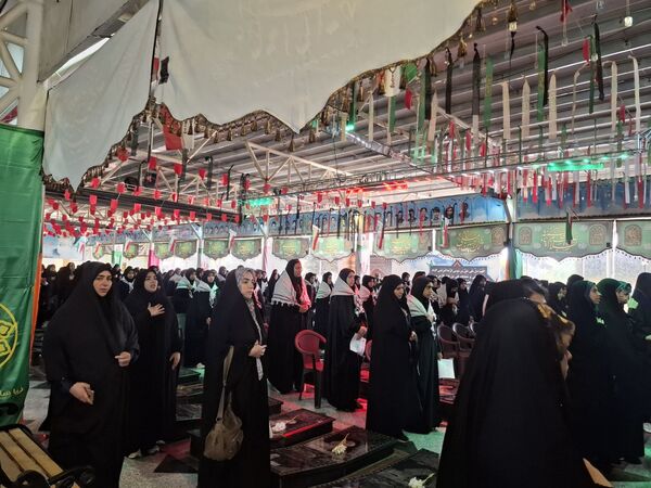 آغاز سفر معنوی دانش‌آموزان ملارد به مناطق عملیاتی جنوب کشور
