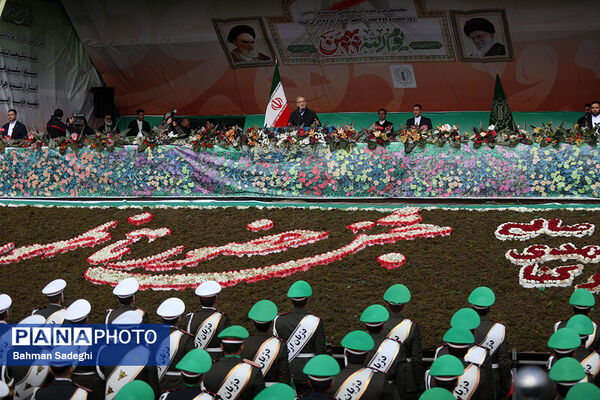 سخنرانی رئیس جمهوری در راهپیمایی ۲۲ بهمن ۱۴۰۳
