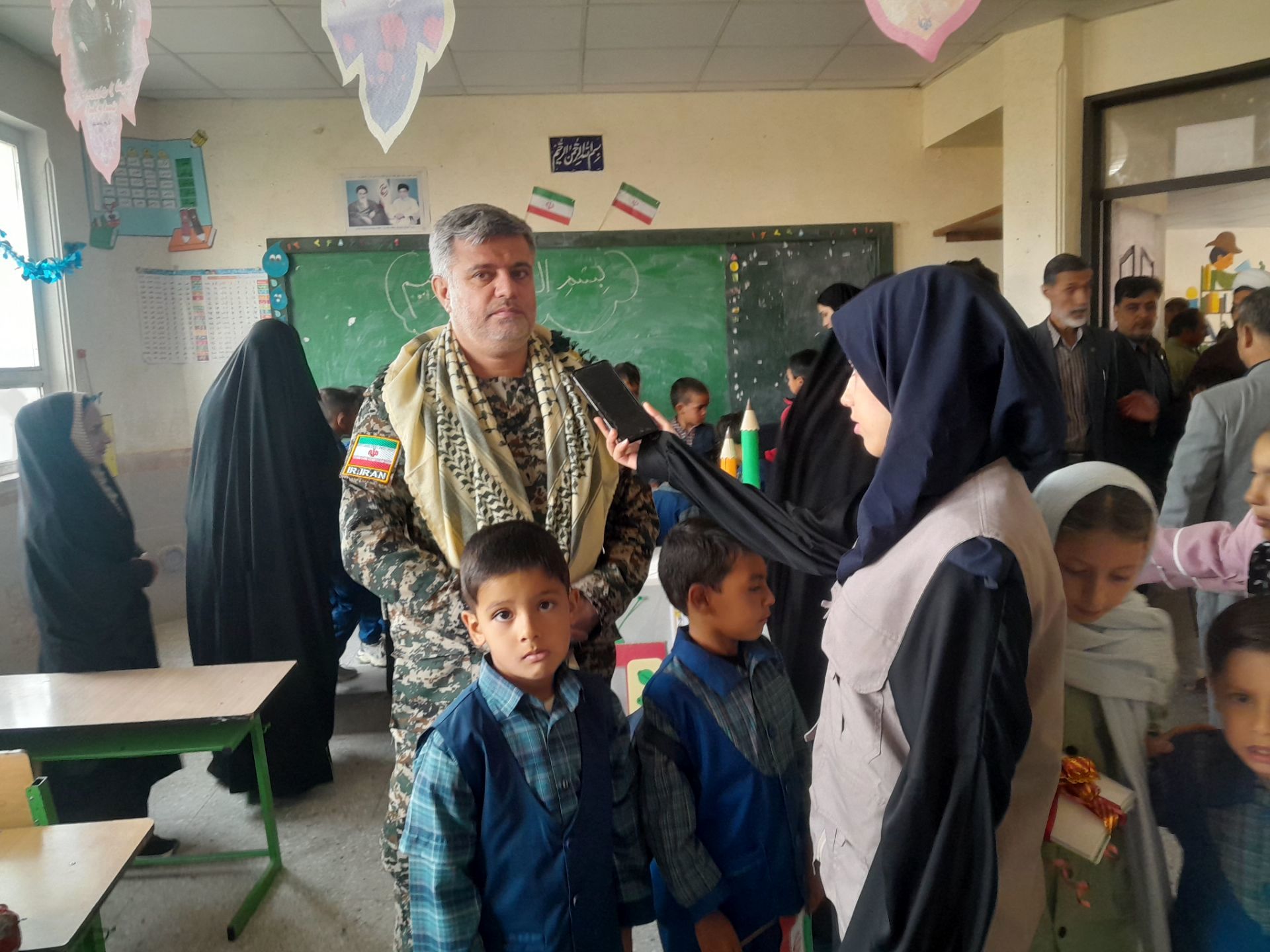  بزرگترین دستاورد ملی دفاع مقدس حفظ تمامیت ارضی کشور و ایجاد همبستگی ملی است