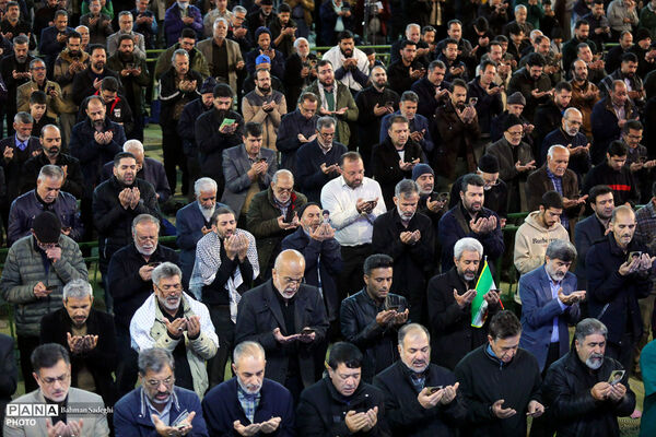 اقامه نماز عید سعید فطر - اصفهان