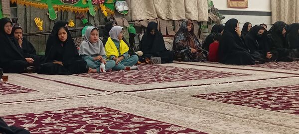 حضور پر رنگ کودکان روستای نقاب در جشن ولادت بانوی دو عالم