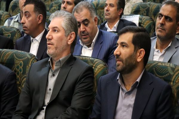 تجلیل از طلایه‌داران برتر تعلیم و تربیت ، آیین تقدیر از معلمین نمونه شهرستان پاکدشت 