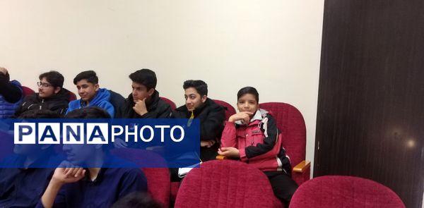 همایش هدایت تحصیلی دانش آموزن پایه نهمی در مشهد