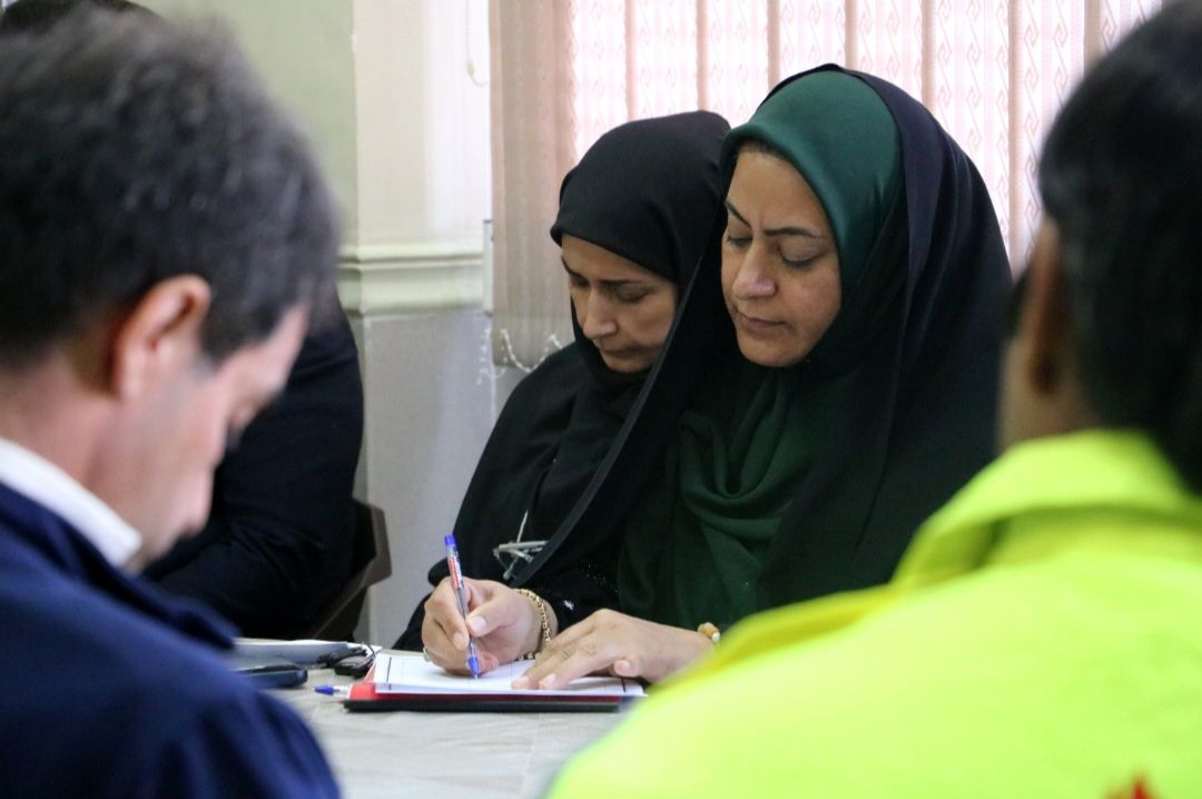 جلسه هماهنگی مانور زلزله در مدرسه مقصودلو سرخنکلا 