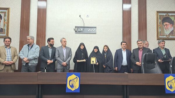 همایش تجلیل از عوامل سیزدهمین دوره نمایشگاه های مدرسه انقلاب