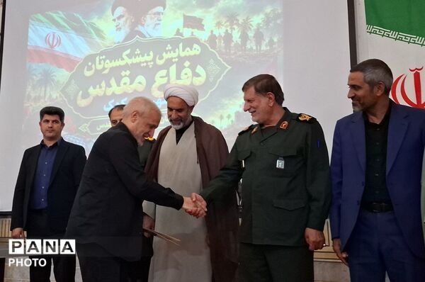 همایش تجلیل از پیشکسوتان دفاع مقدس شهرستان کهک