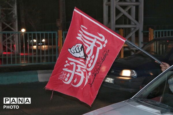 حرکت کاروان خودرویی از میدان امام حسین تا میدان معلم یزد