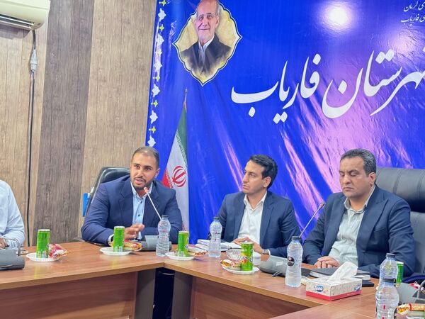 نشست هم‌اندیشی جوانان در شهرستان‌های فاریاب و کهنوج