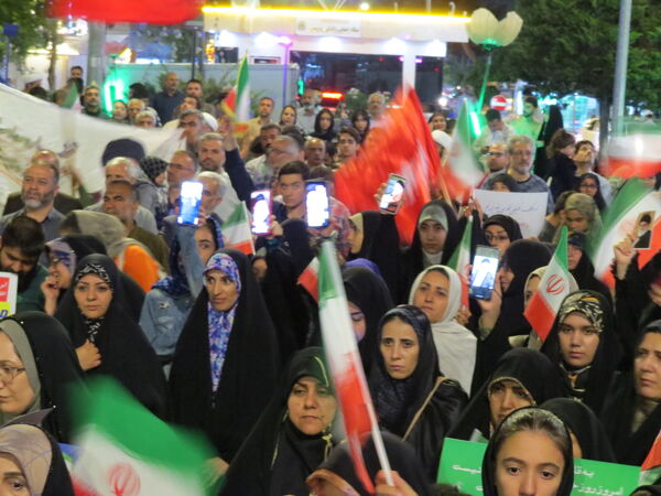 اجتماع مردم غیور بجنورد در حمایت از بیانات مقام معظم رهبری