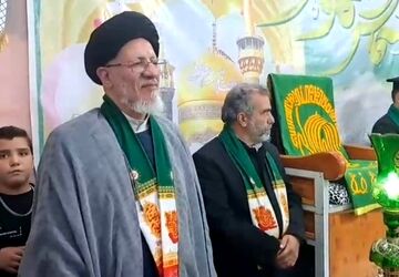 استقبال مردم کهک از کاروان «زیر سایه خورشید»