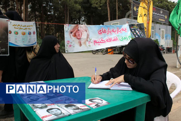 جلوه‌های زیبای انس و همدلی در خدمت به ارادتمندان سیدالشهدا(ع)