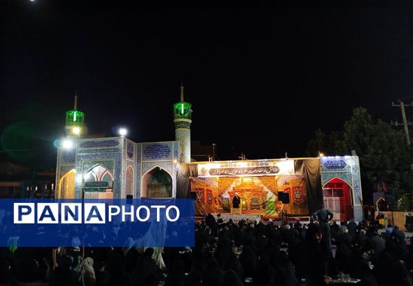 مراسم شب عاشورا  در گلزار شهدای نیشابور