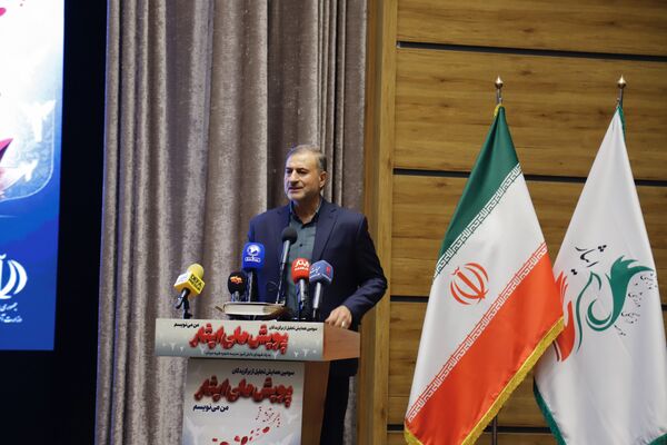 تجلیل از برگزیدگان ایثار با یاد شهدای شجره طیبه