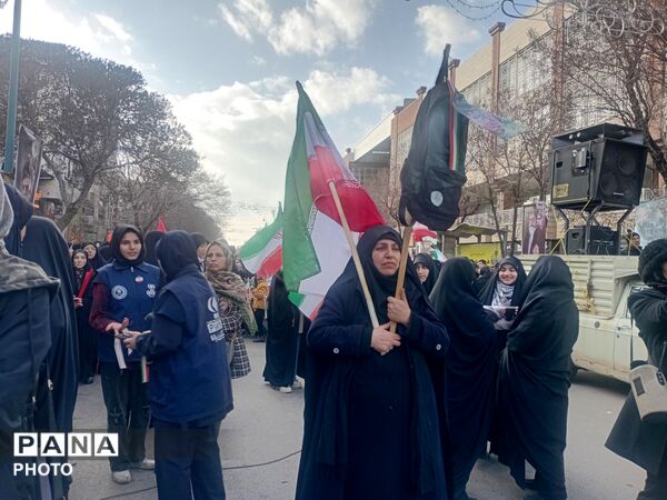 لبیک دهه‌نودی‌های تبریز به سیدمجتبی