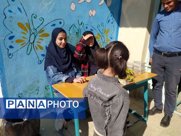 برگزاری بازارچه دانش‌آموزی در مدرسه امیرکبیر ایجرود