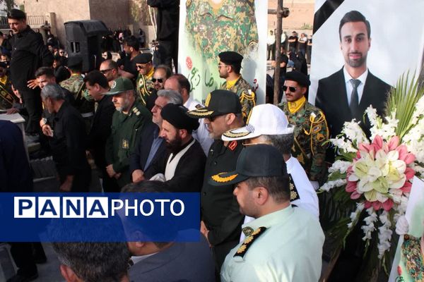 وداع باشکوه مردم دو استان با پیکر شهیدان اقتدار