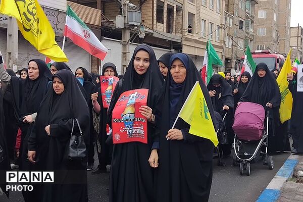 تجدید پیمان مردم ولایتمدار بهارستانی با سومین رهبر انقلاب در روز قدس