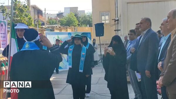 نواختن زنگ مهر، ایثار و مقاومت در مدرسه نمونه دولتی ۹ دی