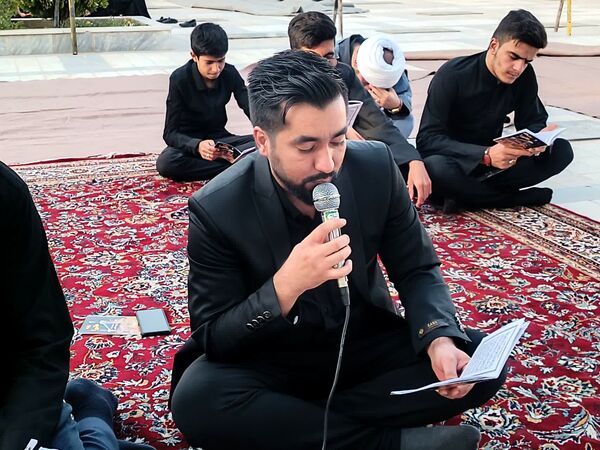 عزاداری روز دوم محرم در گلزار شهدای درق 