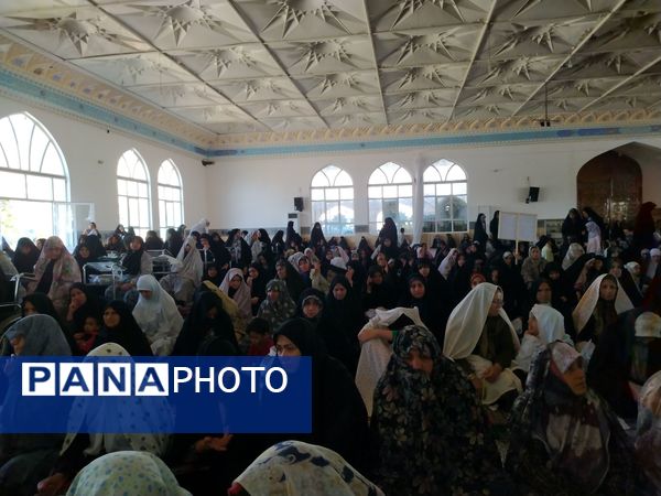 نماز جمعه در کاشمر