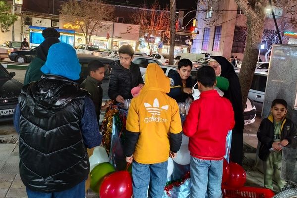 موکب مادرانه شنبه های ام البنینی در بازار  سرخس