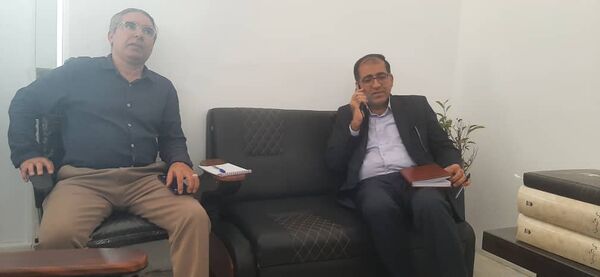 نشست مدیر آموزش و پرورش ناحیه یک بندرعباس با بخشدار و دهیاران بخش شمیل