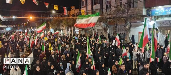 اجتماع مردم ملایر و تجدید بیعت با آرمان‌های انقلاب