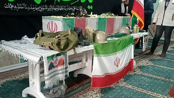 مراسم استقبال از شهید گمنام در دبیرستان شاهد ابوذر غفاری نیشابور 