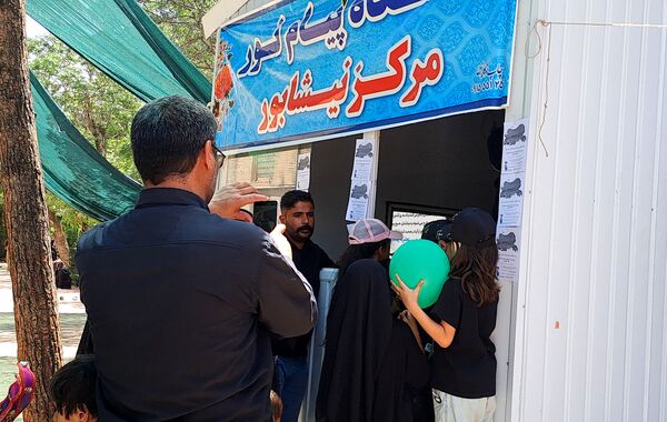 مواکب فرهنگی و پذیرایی در روز اربعین در امامزاده محروق و ابراهیم نیشابور 