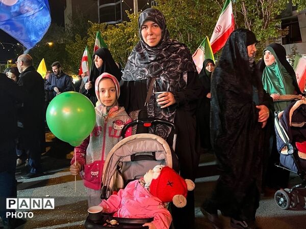 حضور مردم کرج در تجمعات مردمی