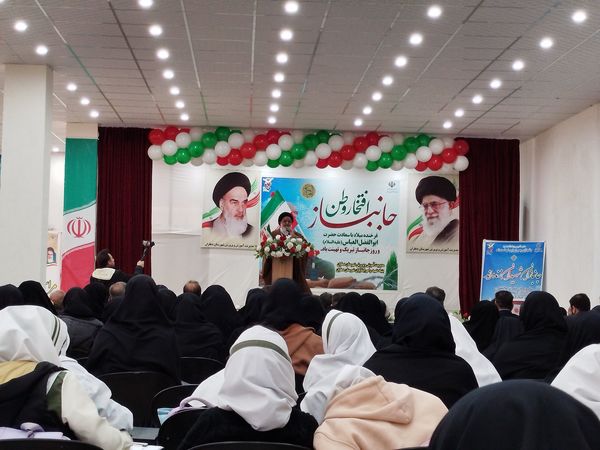 مراسم تجلیل از جانبازان در شهرستان دهلران