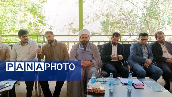 نشست هم‌اندیشی معاونان پرورشی و تربیت‌بدنی استان کهگیلویه و بویراحمد