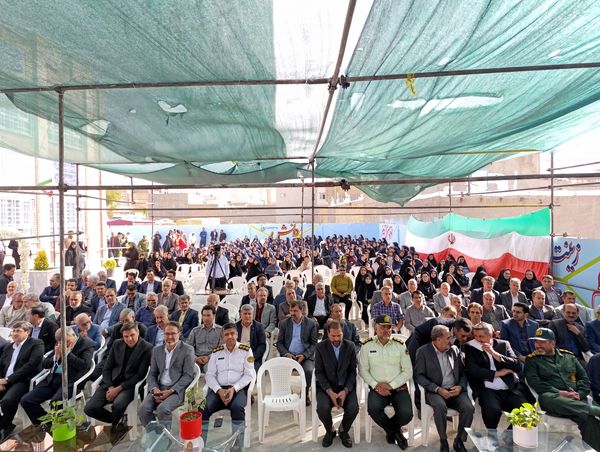 خیرین مدرسه ساز، سازندگان آینده ایران