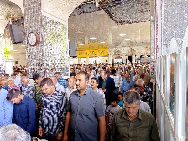 نماز جمعه ای هزاران نفری با حضور حماسی مردم کاشمر