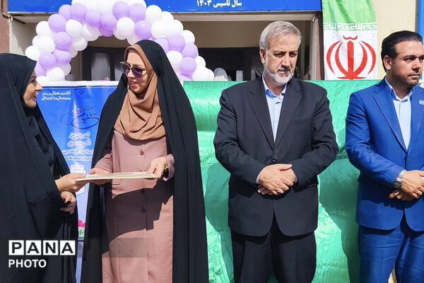 روایت تصویری از همدلی خانه و مدرسه در هفته پیوند اولیا و مربیان