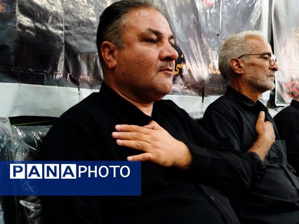 حضور هیات های روستای فدافن در هیئت حسینی در روز عاشورا