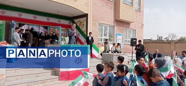 جشن شکوفه ها در مدرسه شهید محمدی شهر نسر