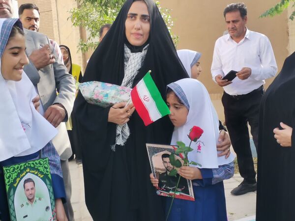 آیین سال تحصیلی جدید در مدرسه شاهد پوررضایی یزد