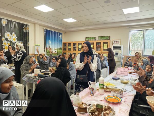  طعم غذای سنتی مادر بزرگ ها ، زیر سقف دبستان مصلی نژادحضرت زینب (س)