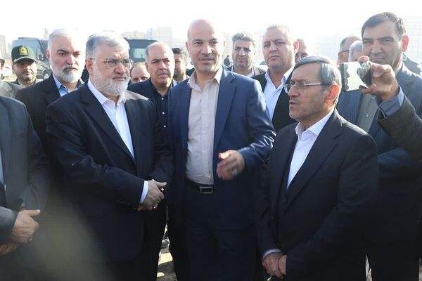 وعده قشقاوی به تحقق رسید، خشت‌گذاری دو مدرسه ۱۵ کلاسه دخترانه در حصارک پایین