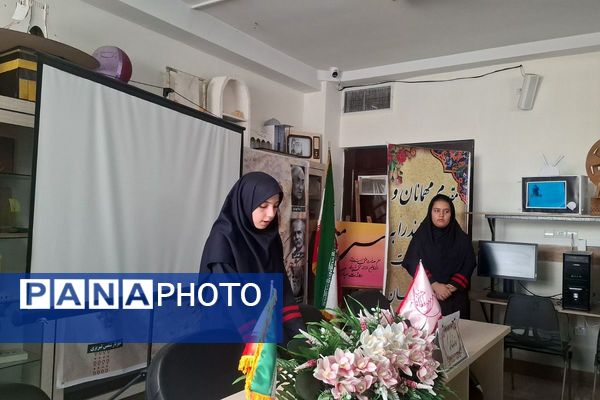 برگزاری دهه‌ ریاضیات در مدرسه هیات امنایی فرزانگان شهرستان ملارد