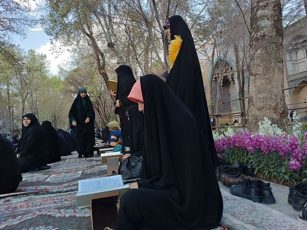 برگزاری محفل انس با قرآن در گذر فرهنگی چهارباغ