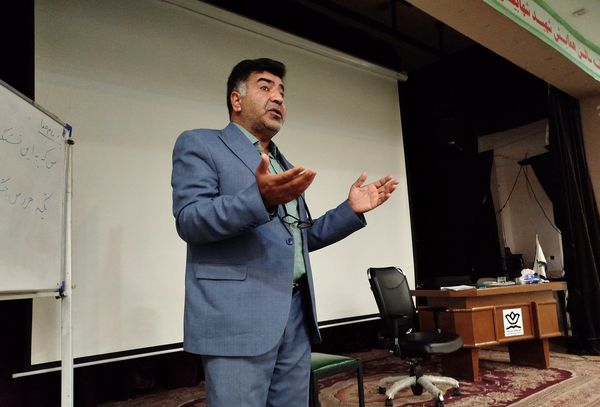 کارگاه توانمند‌سازی مربیان پیشتاز اداره آموزش و پرورش شهرستان کاشمر