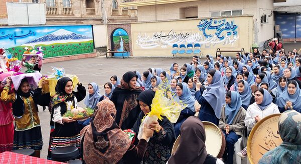 طلوع فرهنگ مازندران در مدرسه شهید بهداشت 