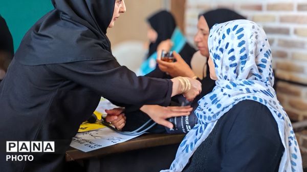 کمپین اندازه گیری فشار خون در نیشابور 