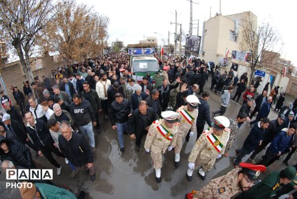 تشییع با شکوه چهار شهید وطن از دیار مرند با حضور مدیرکل آموزش و پرورش آذربایجان شرقی 