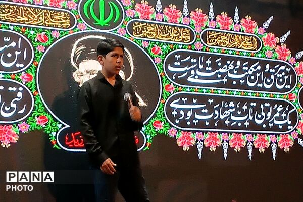 صد و بیست و هفت  شب استقامت در قرچک؛ خیابان همچنان شاهد حماسه حضور مردم 