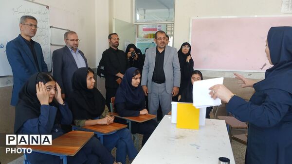 افتتاح پایگاه اوقات فراغت در هنرستان علاقبندیان 